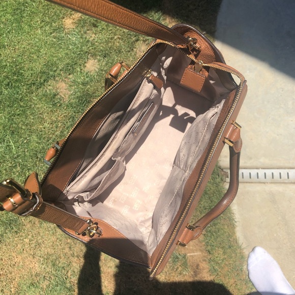 Michael Kors purse - Picture 5 of 6